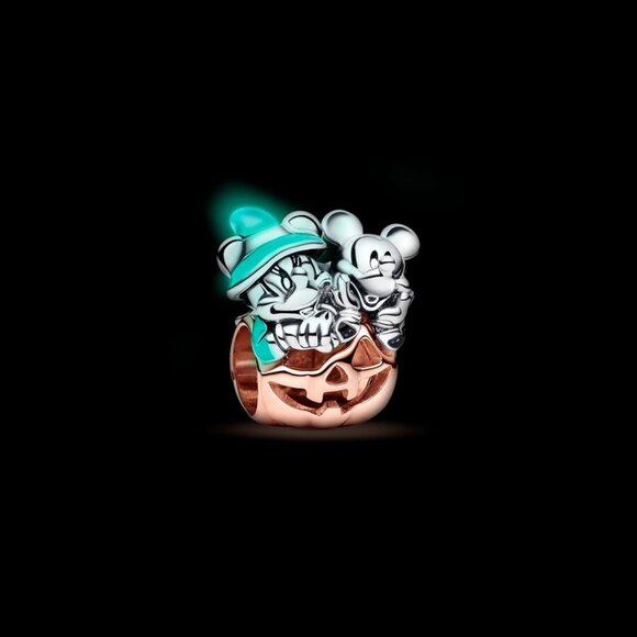 Pandora Mickey Mouse & Minnie Mouse Halloween Pumpkin Charm - Picture 3 of 5